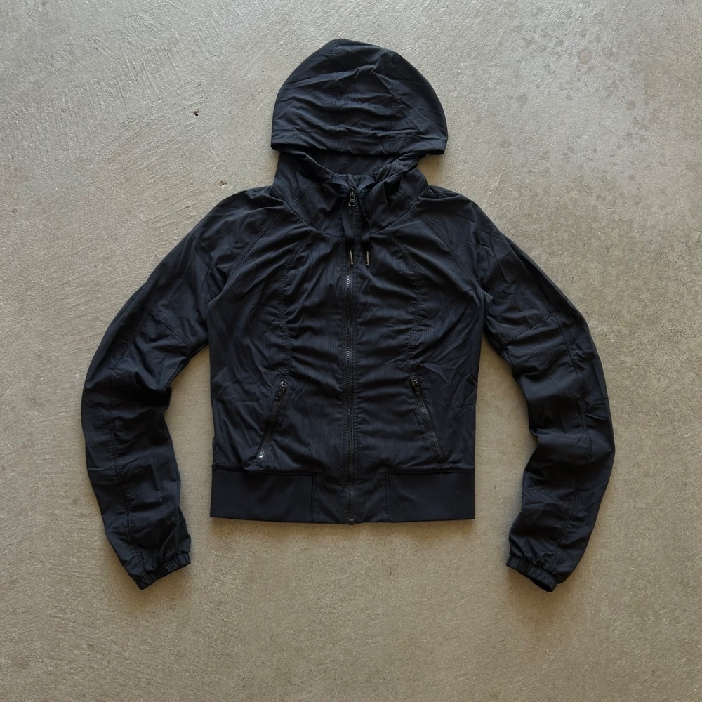 Lululemon Dance Studio Jacket Womens 8 Black Ruched Sleeve Hooded Full Zip Yoga‎